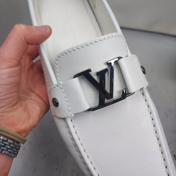 Louis Vuitton White LV Leather Driver Shoe - Picture 4 of 12